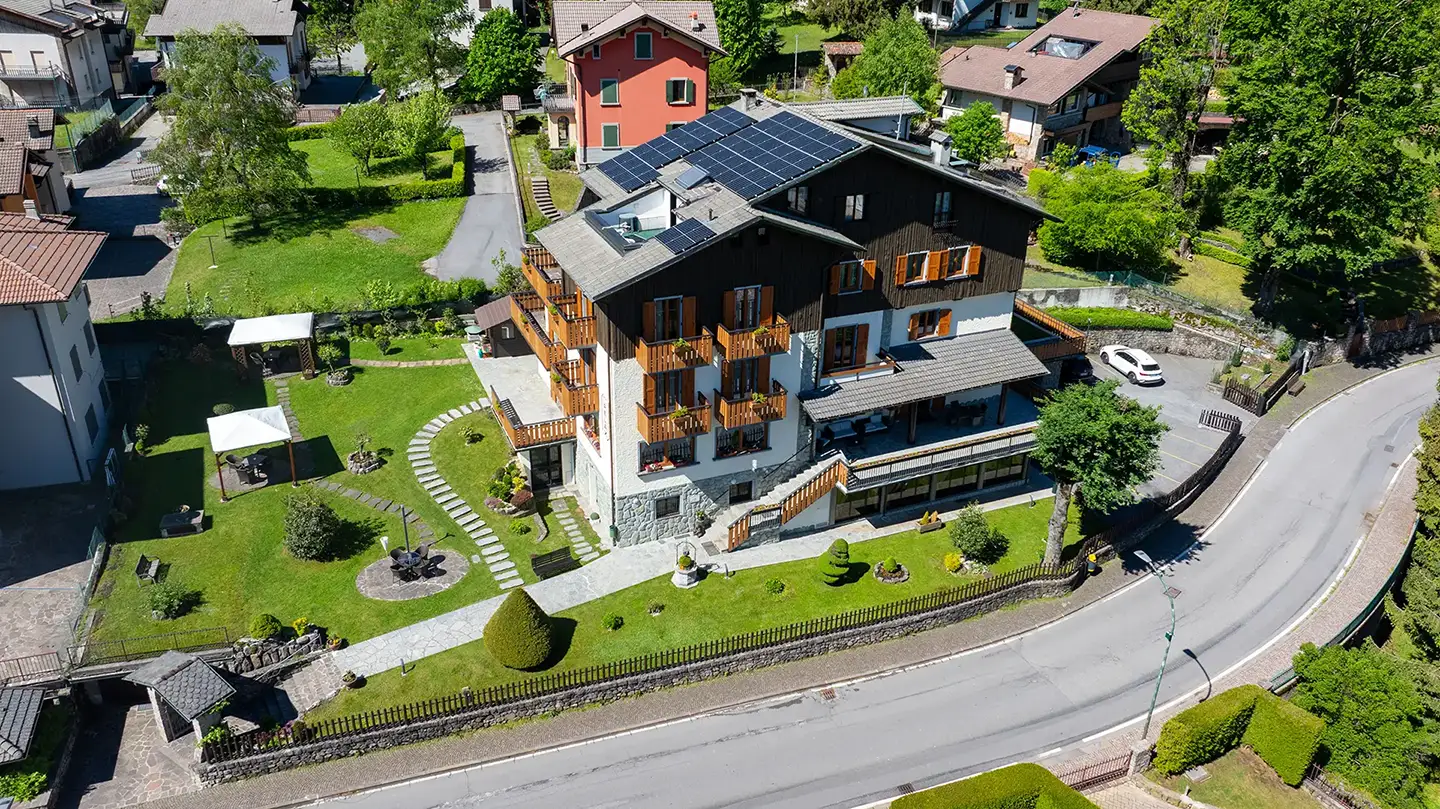Foto aerea Albergo Relax Selvino 5